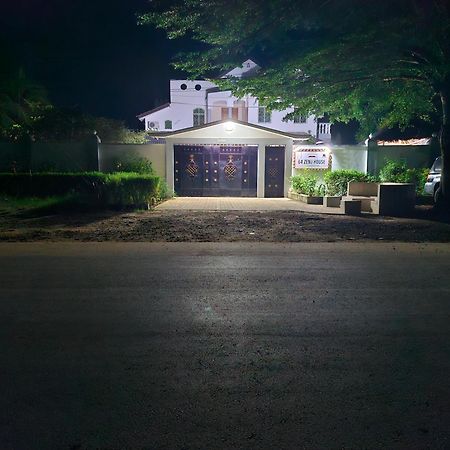 64 Zenj House Luxury Airport B&B Mbweni Zewnętrze zdjęcie