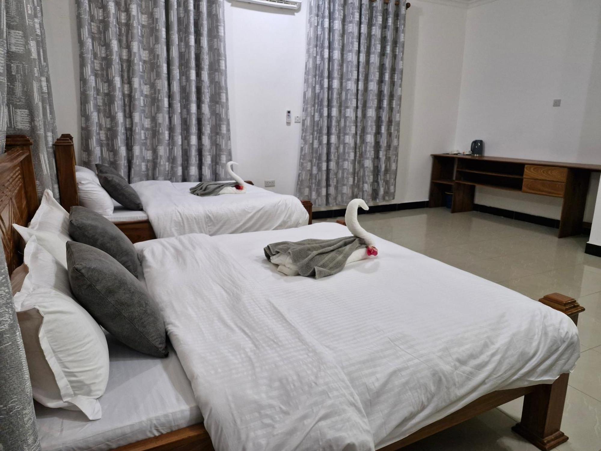 64 Zenj House Luxury Airport B&B Mbweni Zewnętrze zdjęcie