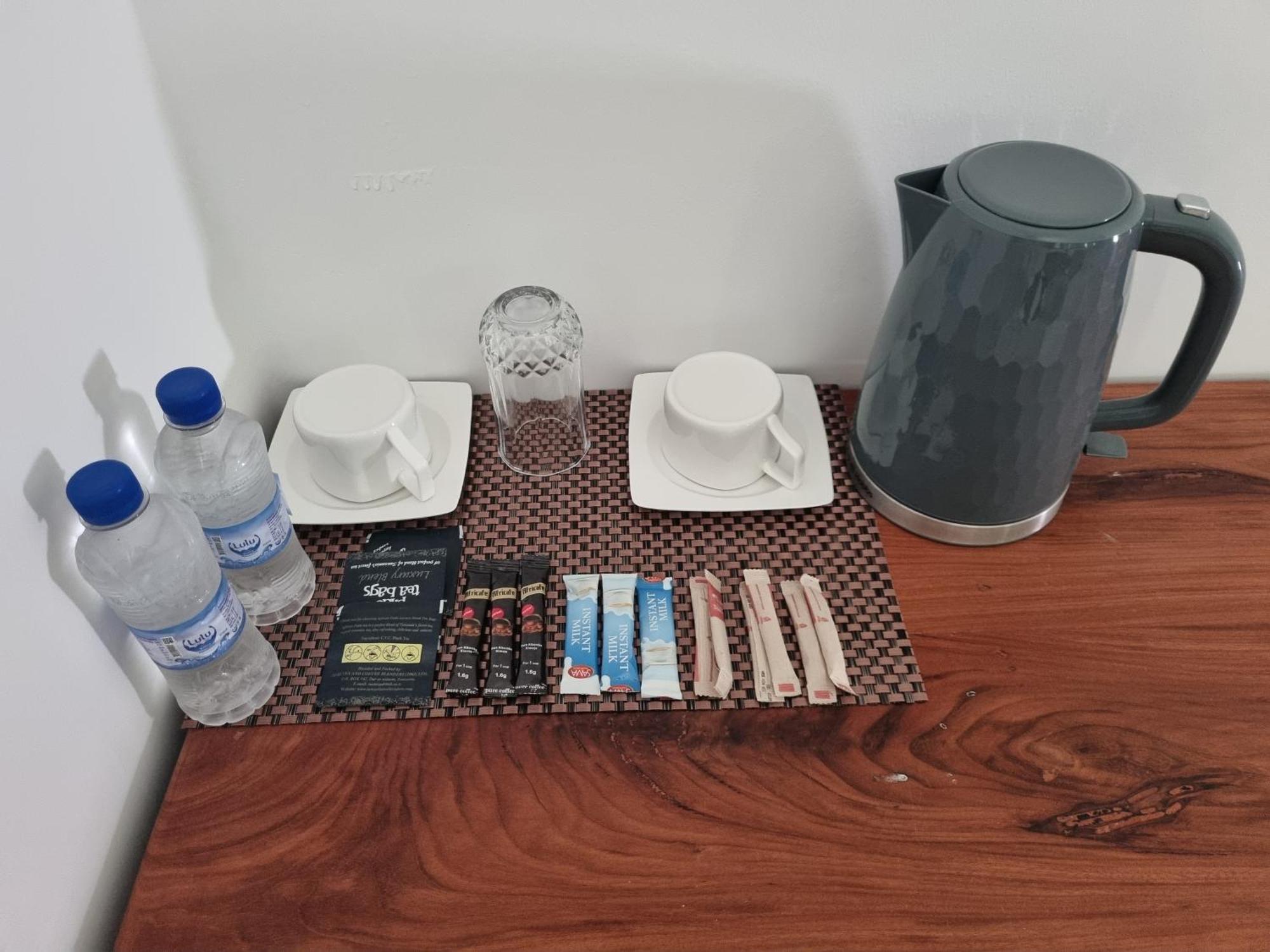 64 Zenj House Luxury Airport B&B Mbweni Zewnętrze zdjęcie