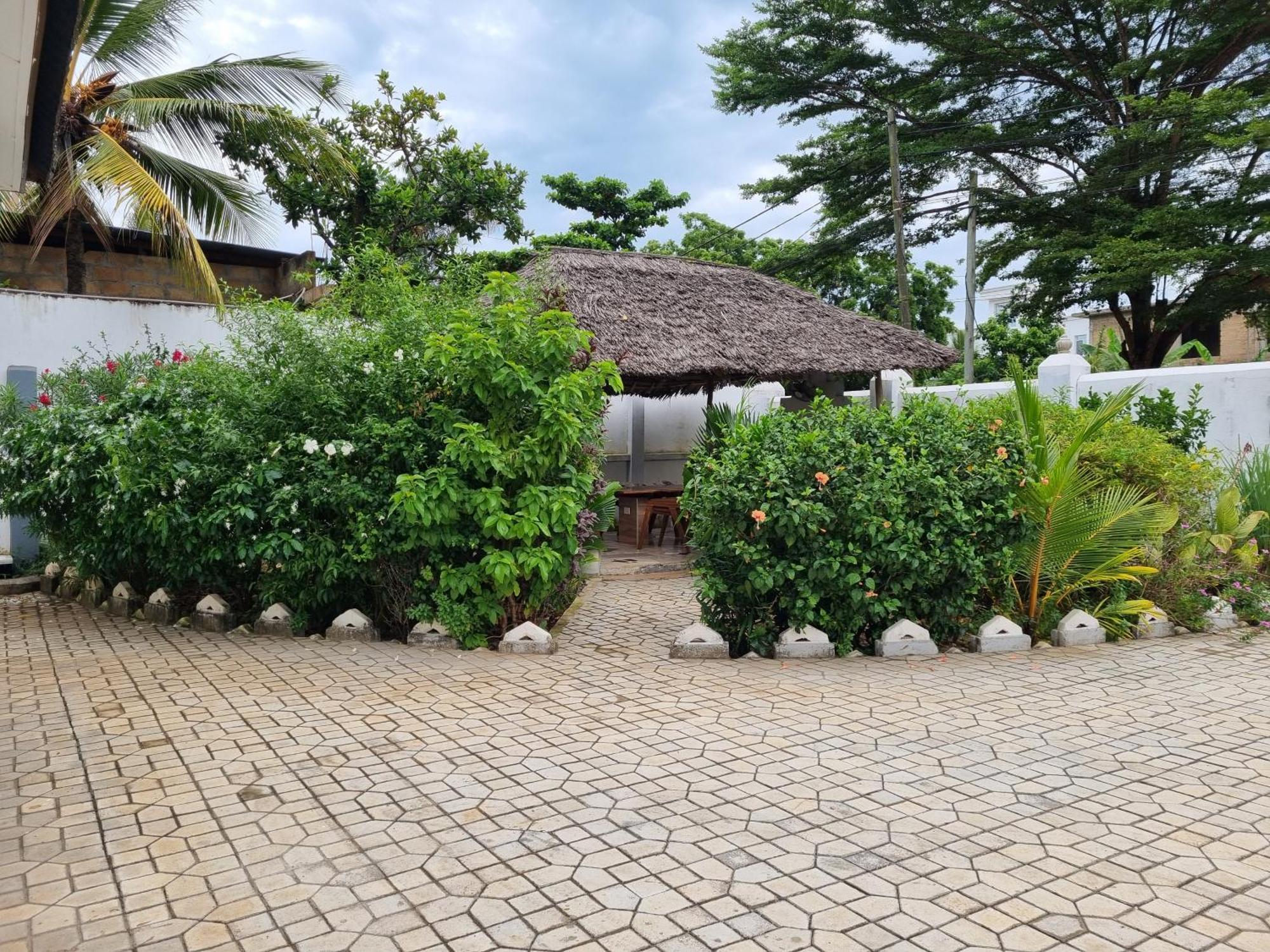 64 Zenj House Luxury Airport B&B Mbweni Zewnętrze zdjęcie