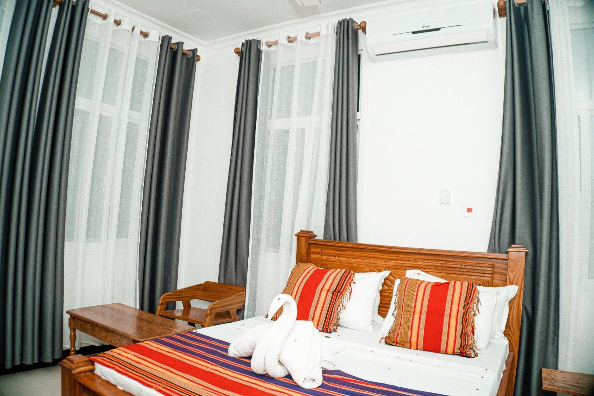 64 Zenj House Luxury Airport B&B Mbweni Zewnętrze zdjęcie
